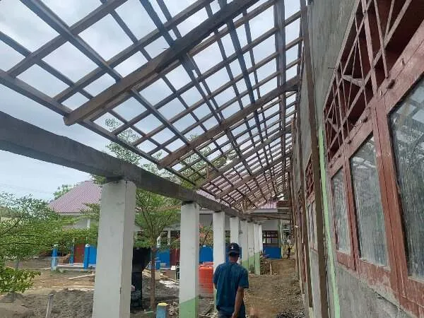 Warga Desak Kejari Majene Kawal Proyek Rehabilitasi SDN 1 Sasende, Soroti Kualitas Pengerjaan