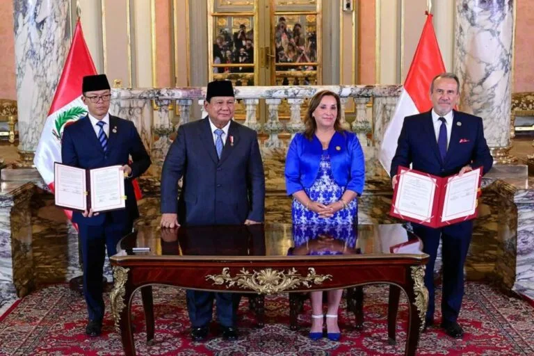 Presiden Prabowo Subianto Tingkatkan Hubungan Bilateral dengan Peru, Undang Presiden Dina Boluarte ke Indonesia pada 2025