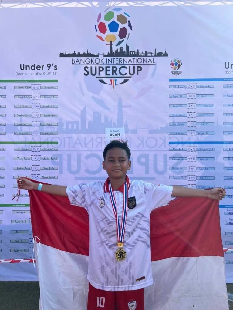 Tim Sepak Bola Athirah FC Menoreh Sejarah Juara 1 Dan 2 Turnamen Bangkok Internasional Super Cup 2024
