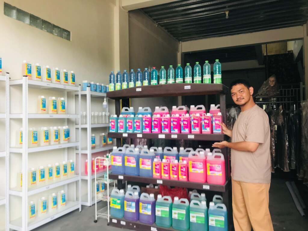 Be Clean Makassar Menggandeng Toko Cahaya Fajar Barru untuk Meningkatkan Pelayanan