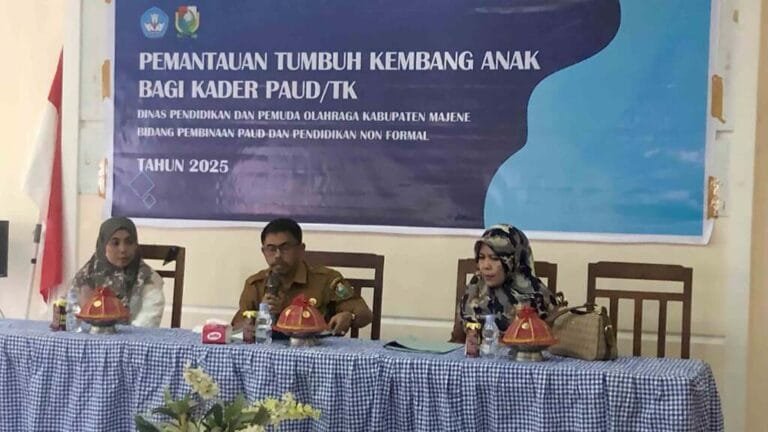 Disdikpora Majene Gelar Pelatihan Kader PAUD/TK untuk Optimalkan Tumbuh Kembang Anak