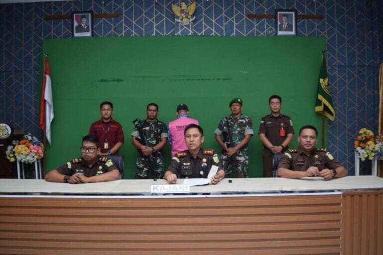 Kejari Majene Tetapkan Kepala Desa Balombong Sebagai Tersangka Dugaan Korupsi Dana Desa Rp 330 Juta